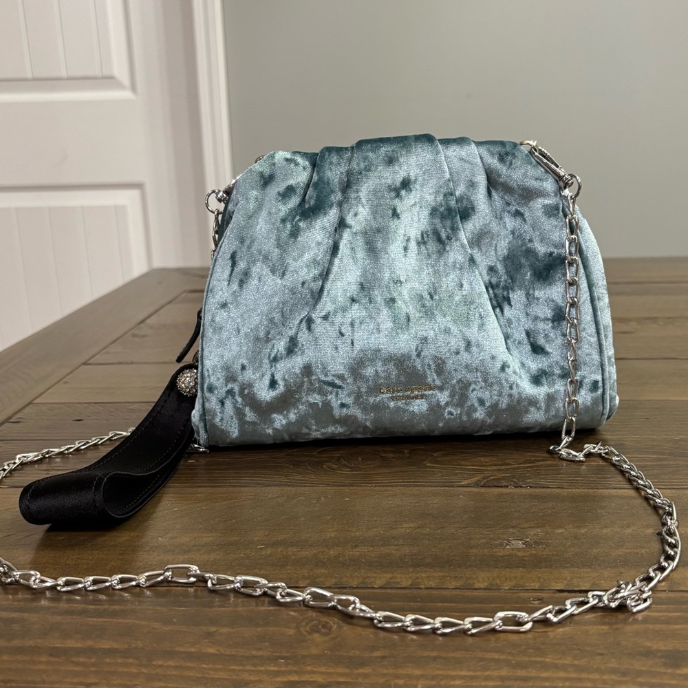 Kate Spade Party Velvet Clutch in Ivy with Chain Crossbody